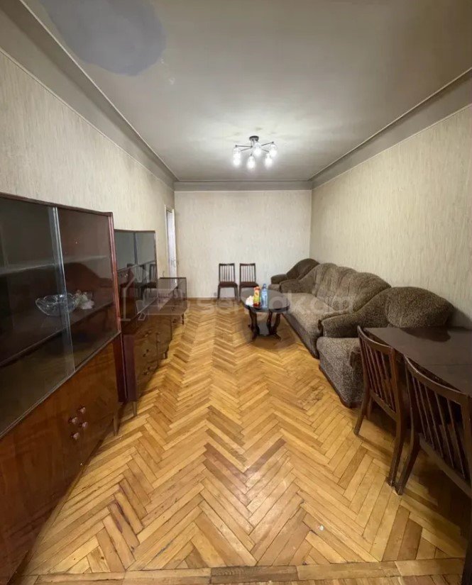 1 Սենյականոց Բնակարան Քարե Շենքում, 44քմ, 5/5 հարկ, Կոսմետիկ Վերանորոգված