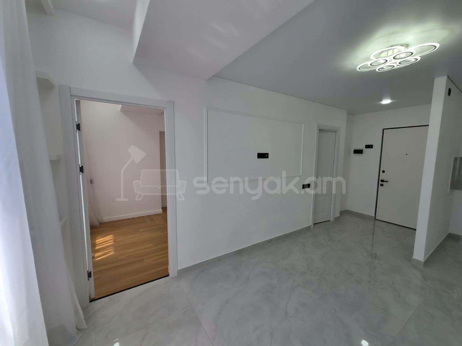 2 Սենյականոց Բնակարան, 36քմ, 12/13 հարկ, Կապիտալ Վերանորոգված