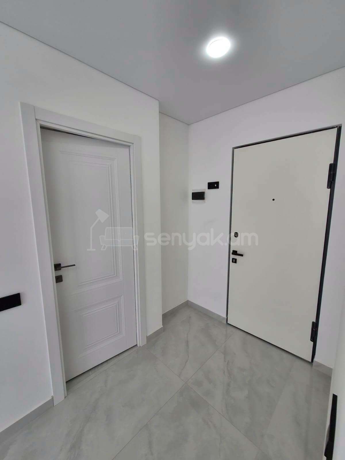 2 Սենյականոց Բնակարան, 36քմ, 12/13 հարկ, Կապիտալ Վերանորոգված