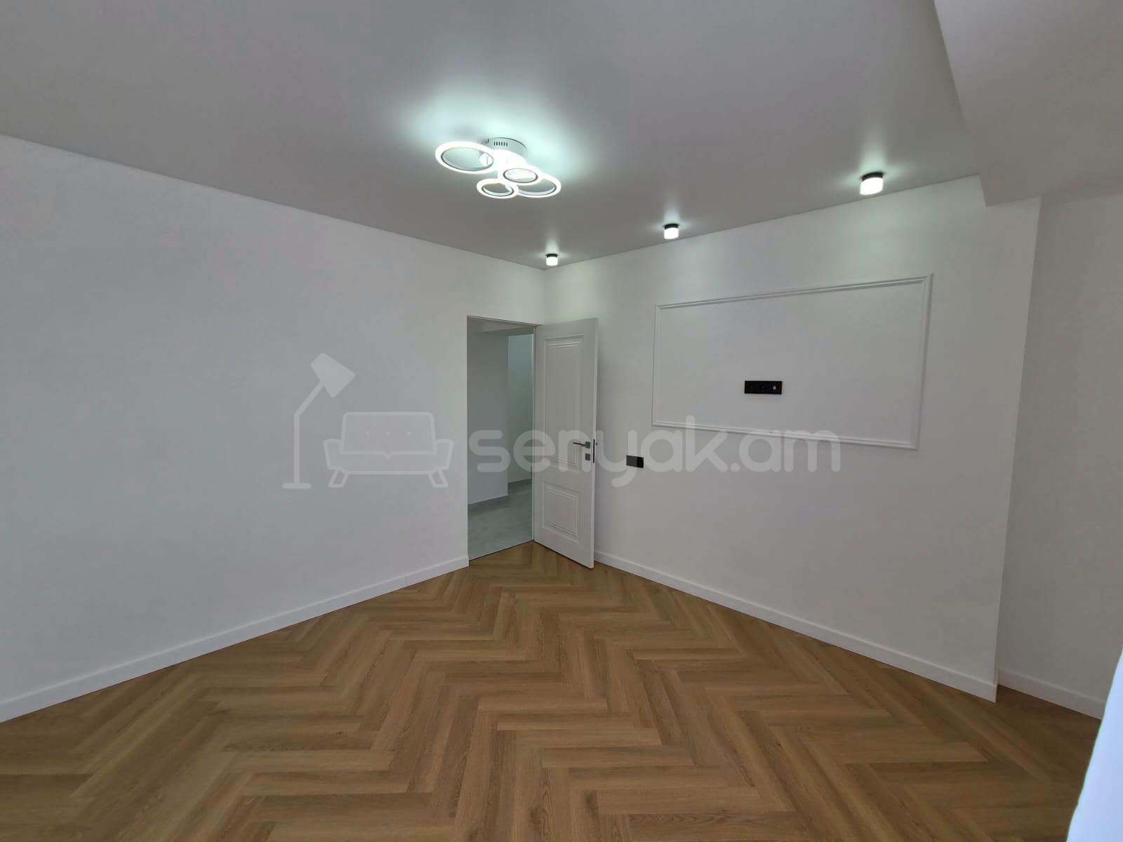 3 Սենյականոց Բնակարան, 63քմ, 12/13 հարկ, Կապիտալ Վերանորոգված