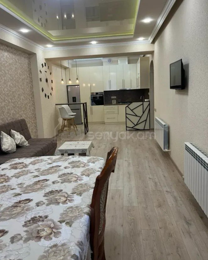 3 Սենյականոց Բնակարան Նորակառույցում, 95քմ, 3/13 հարկ, Դիզայներական Վերանորոգված
