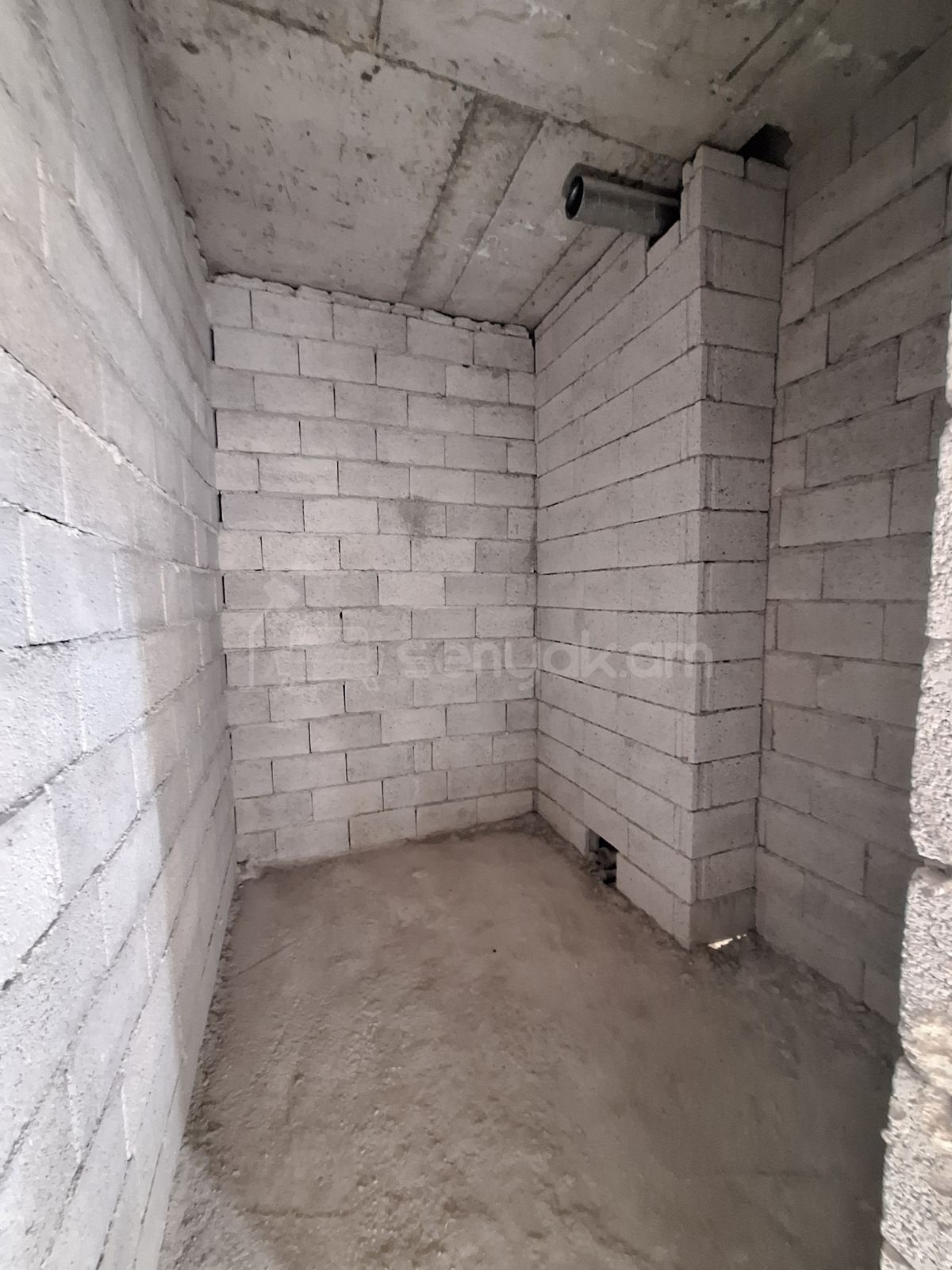 4 Սենյականոց Բնակարան Նորակառույցում, 114քմ, 4/5 հարկ, Զրոյական Վիճակում