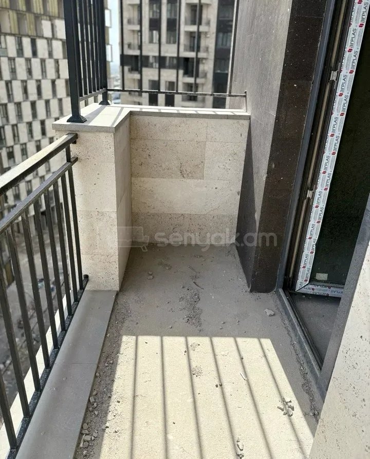 4 Սենյականոց Բնակարան Նորակառույցում, 100քմ, 10/14 հարկ, Զրոյական Վիճակում