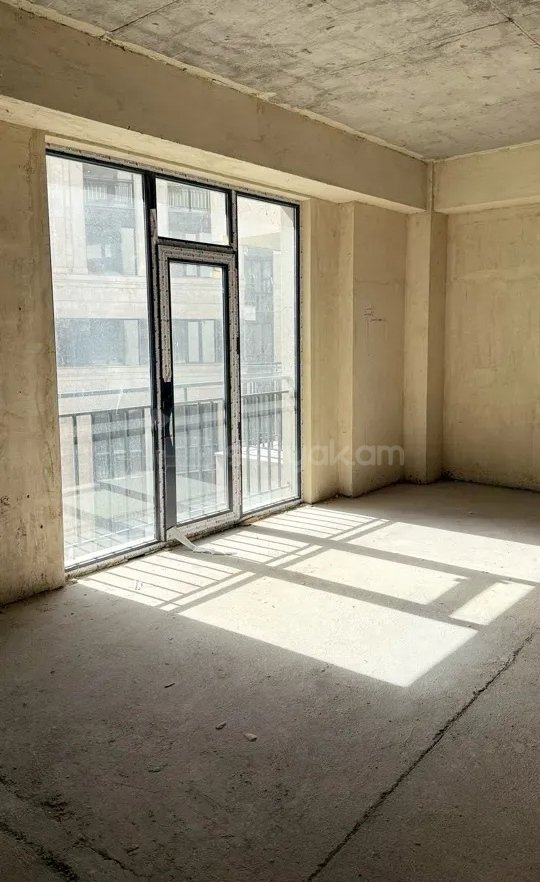 4 Սենյականոց Բնակարան Նորակառույցում, 100քմ, 10/14 հարկ, Զրոյական Վիճակում