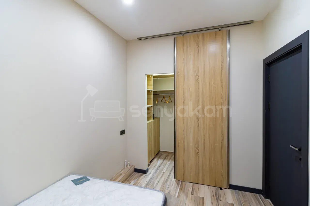 3 Սենյականոց Բնակարան Նորակառույցում, 70քմ, 12/13 հարկ, Կապիտալ Վերանորոգված