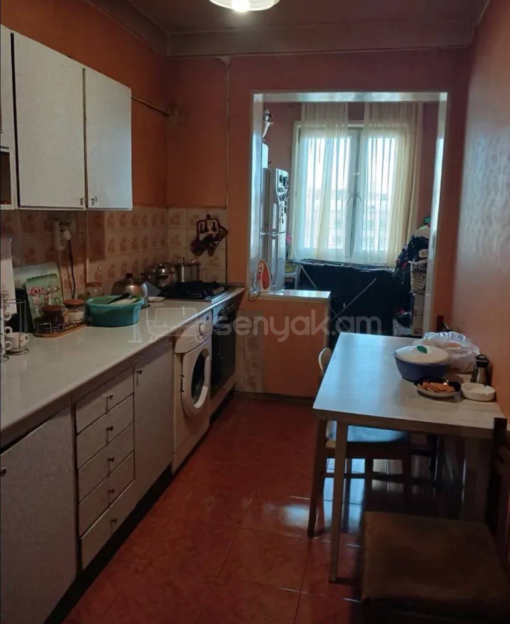 3 Սենյականոց Բնակարան, 81քմ, 5/9 հարկ, Պետական Վիճակում