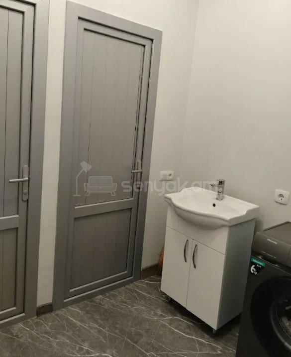 3 Սենյականոց Բնակարան Նորակառույցում, 65քմ, 2/10 հարկ, Կապիտալ Վերանորոգված, Կահավորված, Արևկող