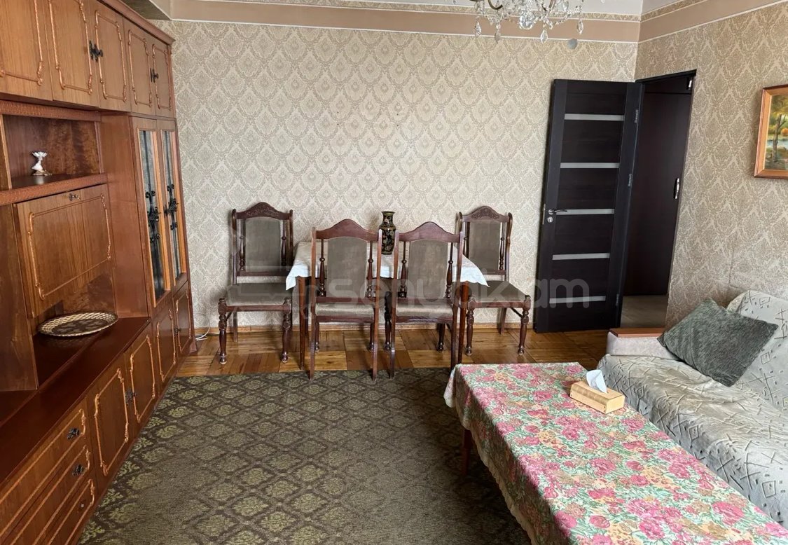 3 Սենյականոց Բնակարան, 56քմ, 13/16 հարկ, Նորմալ Վիճակում, Կահավորված