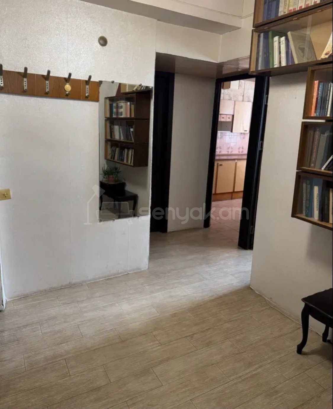 3 Սենյականոց Բնակարան, 56քմ, 13/16 հարկ, Նորմալ Վիճակում, Կահավորված