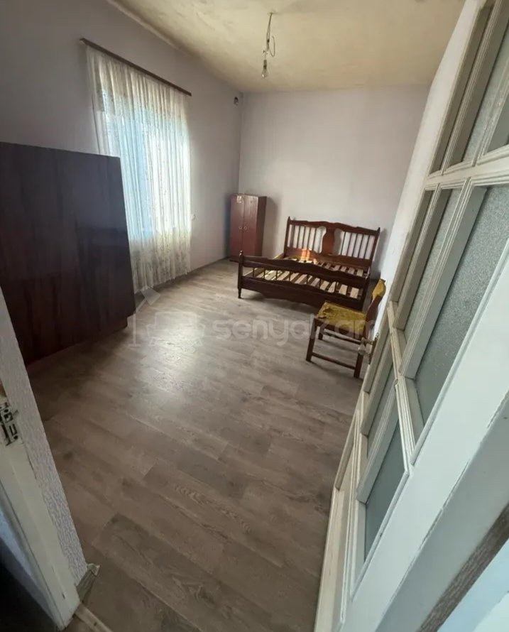 3 Սենյականոց Սեփական Տուն, 70քմ, Նորմալ Վիճակում, Կահավորված