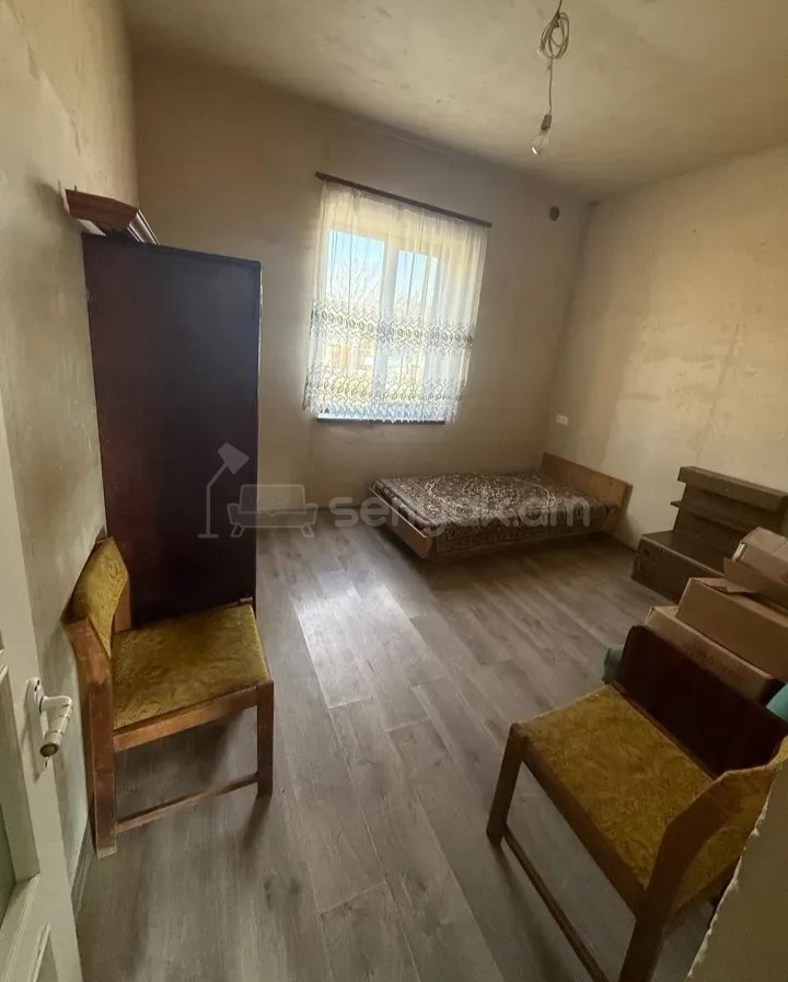 3 Սենյականոց Սեփական Տուն, 70քմ, Նորմալ Վիճակում, Կահավորված