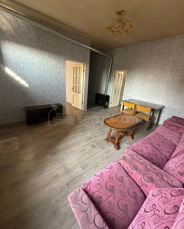 3 Սենյականոց Սեփական Տուն, 70քմ, Նորմալ Վիճակում, Կահավորված