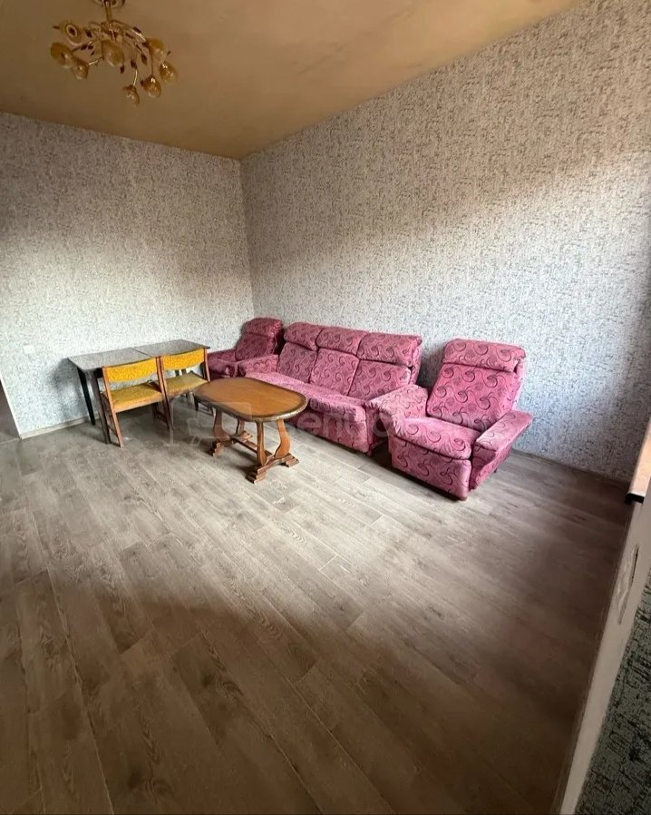 3 Սենյականոց Սեփական Տուն, 70քմ, Նորմալ Վիճակում, Կահավորված