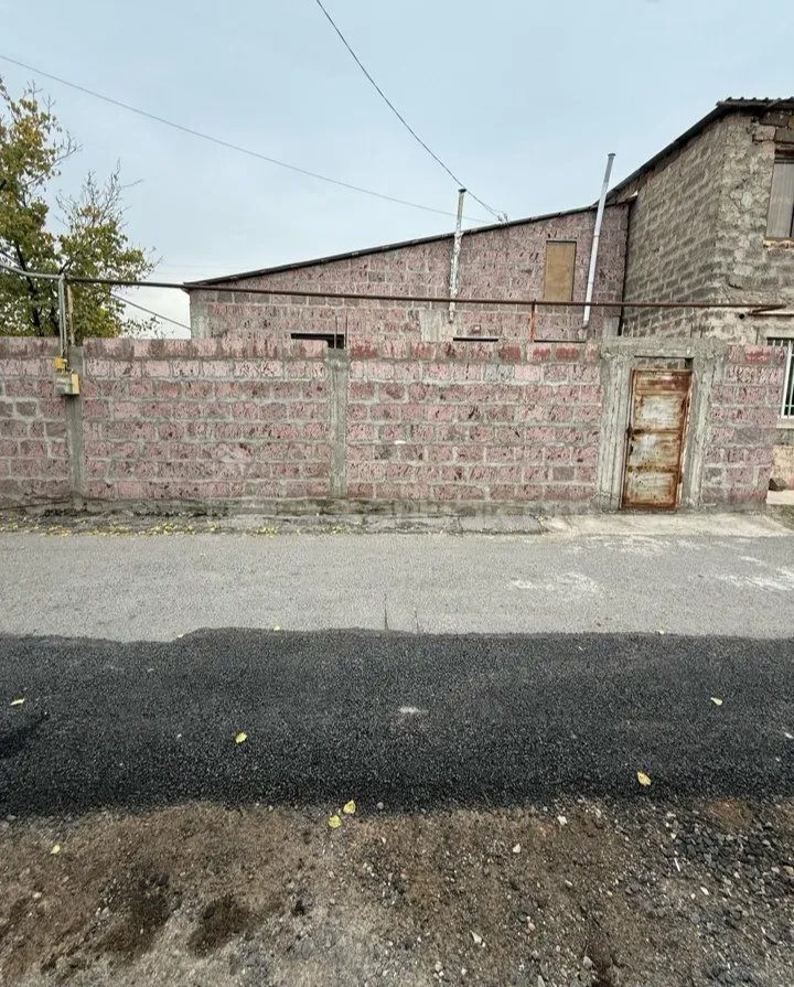 3 Սենյականոց Սեփական Տուն, 70քմ, Նորմալ Վիճակում, Կահավորված