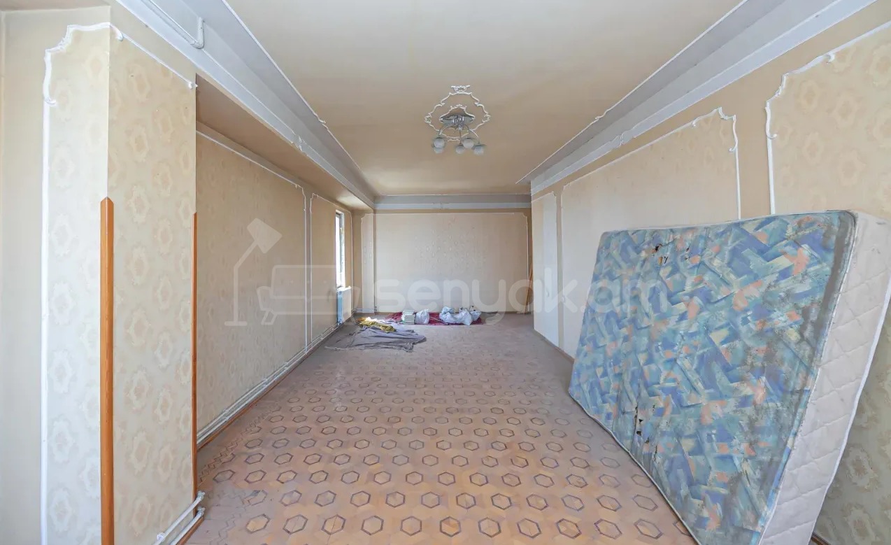 4 Սենյականոց Բնակարան, 107քմ, 8/16 հարկ, Նորմալ Վիճակում