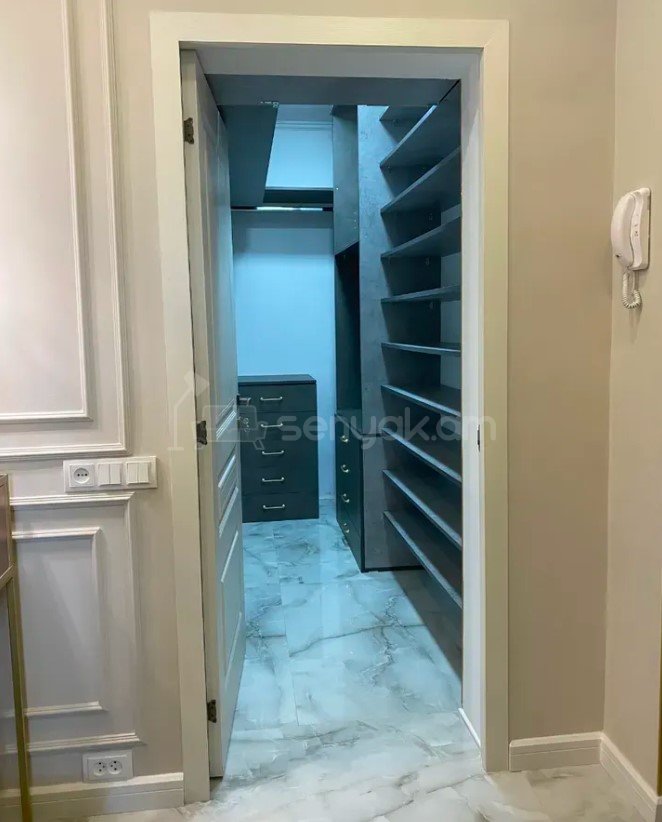 2 Սենյականոց Բնակարան, 55քմ, 4/9 հարկ, Դիզայներական Վերանորոգված