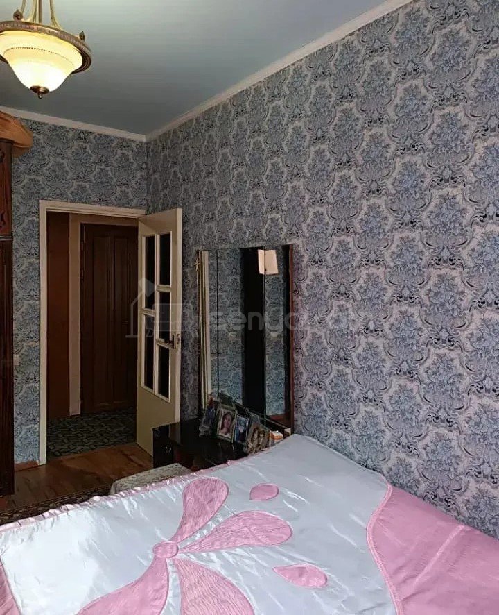 3 Սենյականոց Բնակարան, 73քմ, 4/9 հարկ, Նորմալ Վիճակում