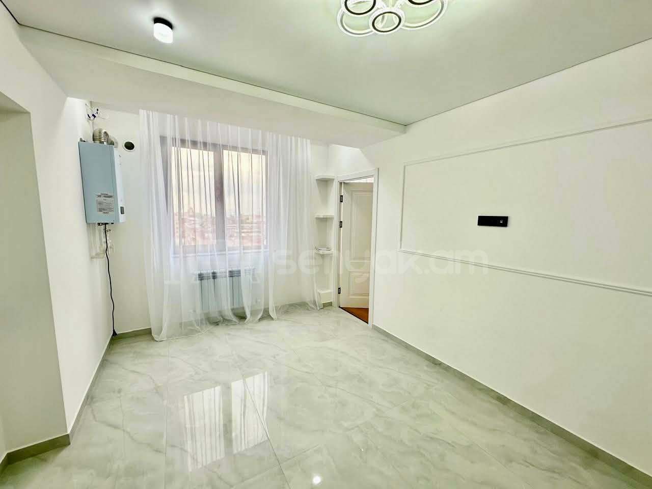 2 Սենյականոց Բնակարան, 36քմ, 12/13 հարկ, Դիզայներական Վերանորոգված