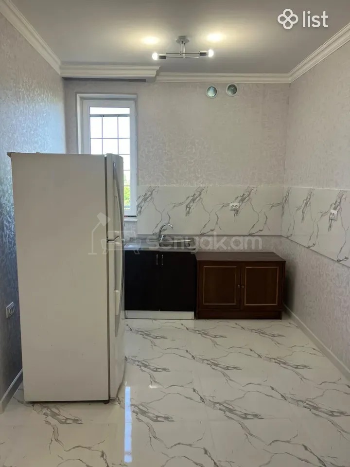 2 Սենյականոց Բնակարան Քարե Շենքում, 56քմ, 1/1 հարկ, Նորմալ Վիճակում, Կահավորված