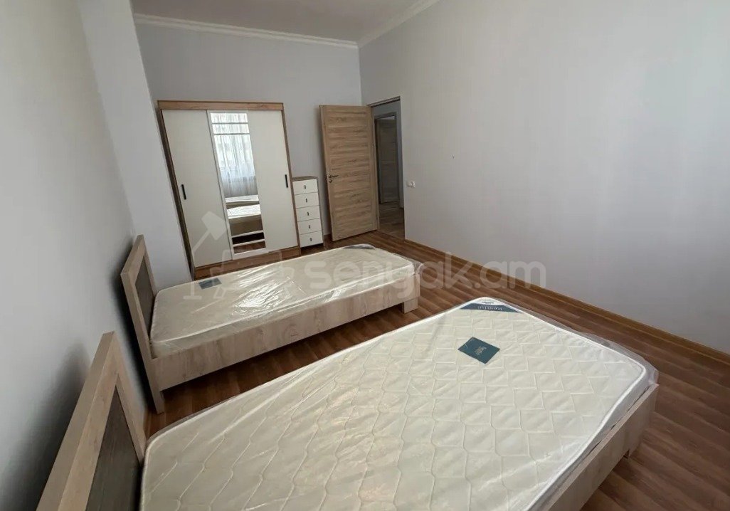 3 Սենյականոց Բնակարան Նորակառույցում, 101քմ, 5/13 հարկ, Կապիտալ Վերանորոգված, Կահավորված, Արևկող