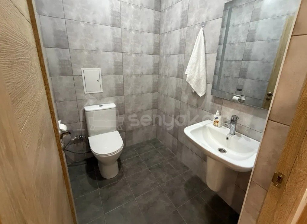 3 Սենյականոց Բնակարան Նորակառույցում, 101քմ, 5/13 հարկ, Կապիտալ Վերանորոգված, Կահավորված, Արևկող