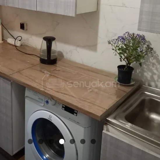 2 Սենյականոց Բնակարան, 50քմ, 1/9 հարկ, Կոսմետիկ Վերանորոգված, Կահավորված, Արևկող