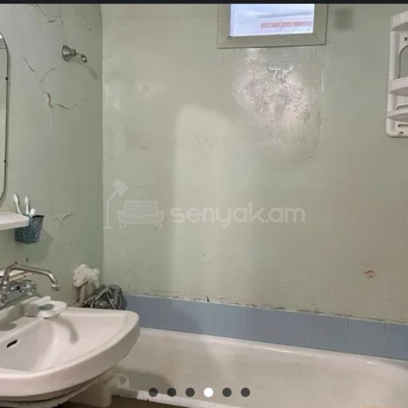 2 Սենյականոց Բնակարան Քարե Շենքում, 60քմ, 4/4 հարկ, Պետական Վիճակում, Կահավորված, Արևկող