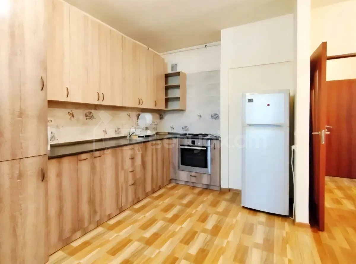 2 Սենյականոց Բնակարան Քարե Շենքում, 45քմ, 4/8 հարկ, Կապիտալ Վերանորոգված, Կահավորված