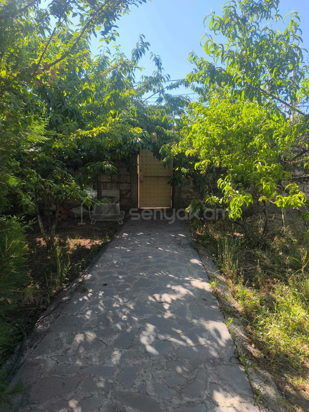 3 Սենյականոց Սեփական Տուն, 65քմ, Նորմալ Վիճակում, Կահավորված