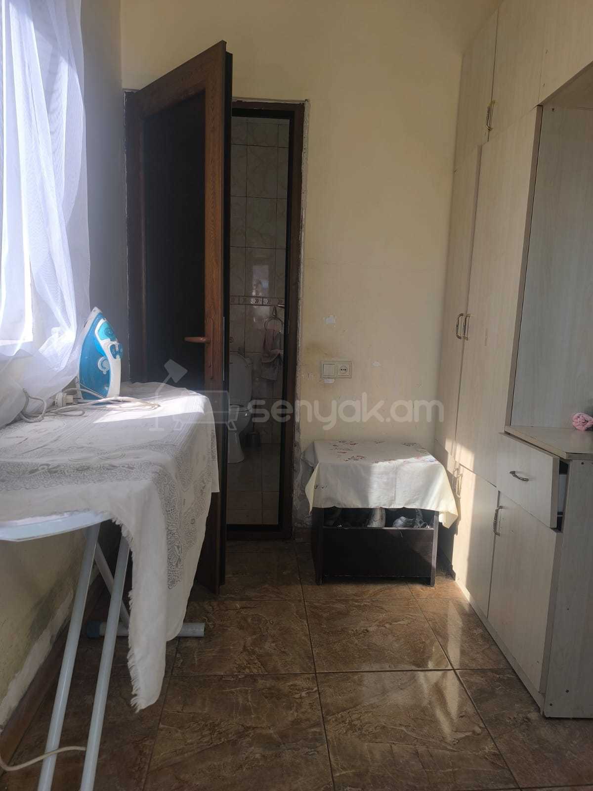 3 Սենյականոց Սեփական Տուն, 65քմ, Նորմալ Վիճակում, Կահավորված
