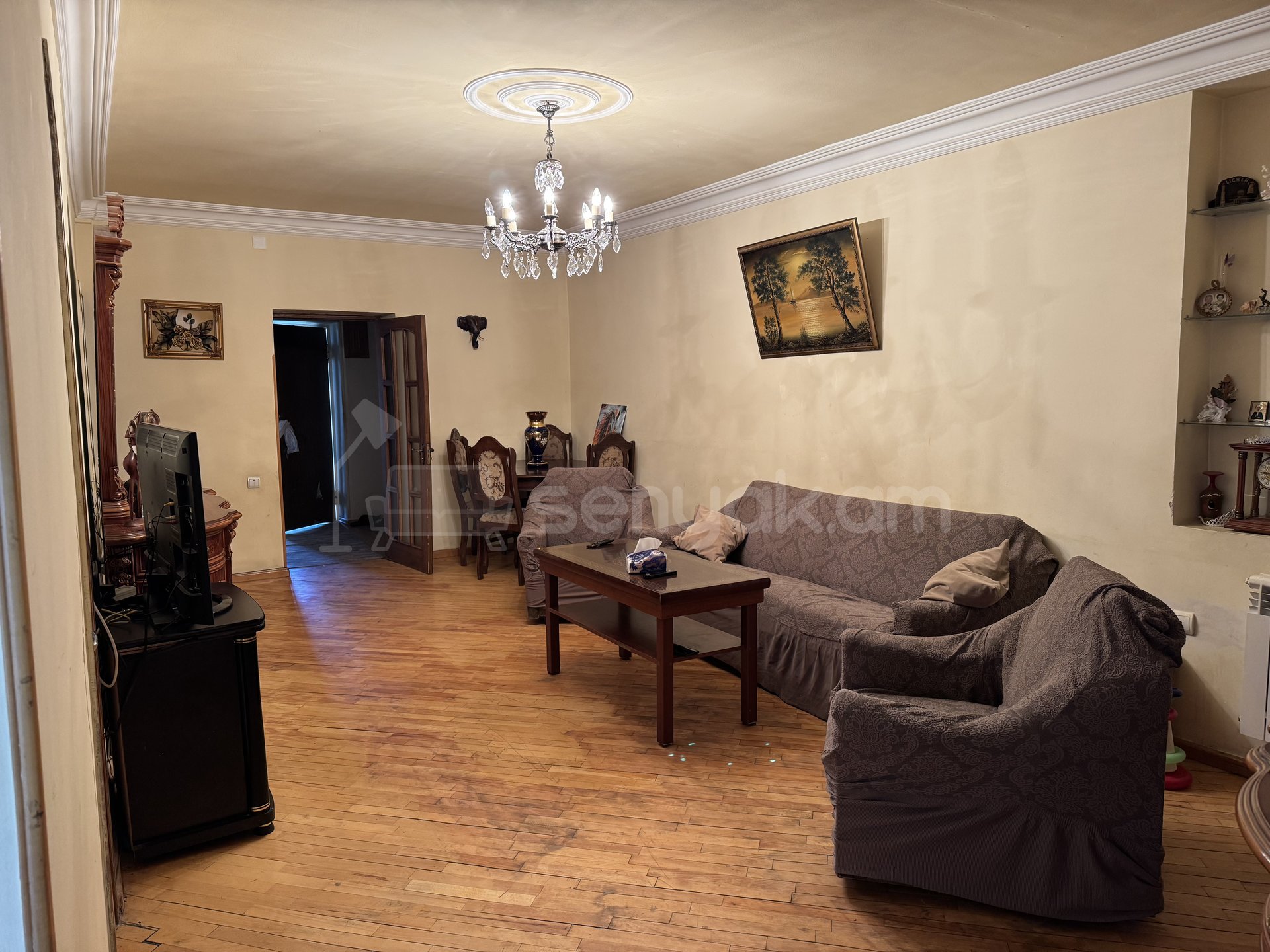 4 Սենյականոց Բնակարան Քարե Շենքում, 70քմ, 5/5 հարկ, Կոսմետիկ Վերանորոգված