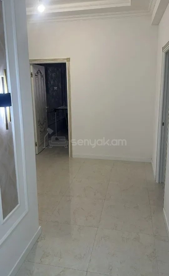 4 Սենյականոց Բնակարան Նորակառույցում, 108քմ, 3/18 հարկ, Կապիտալ Վերանորոգված