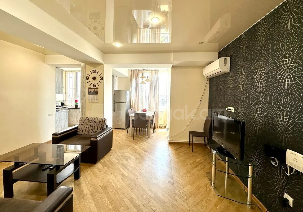 2 Սենյականոց Բնակարան Նորակառույցում, 55քմ, 10/11 հարկ, Կապիտալ Վերանորոգված