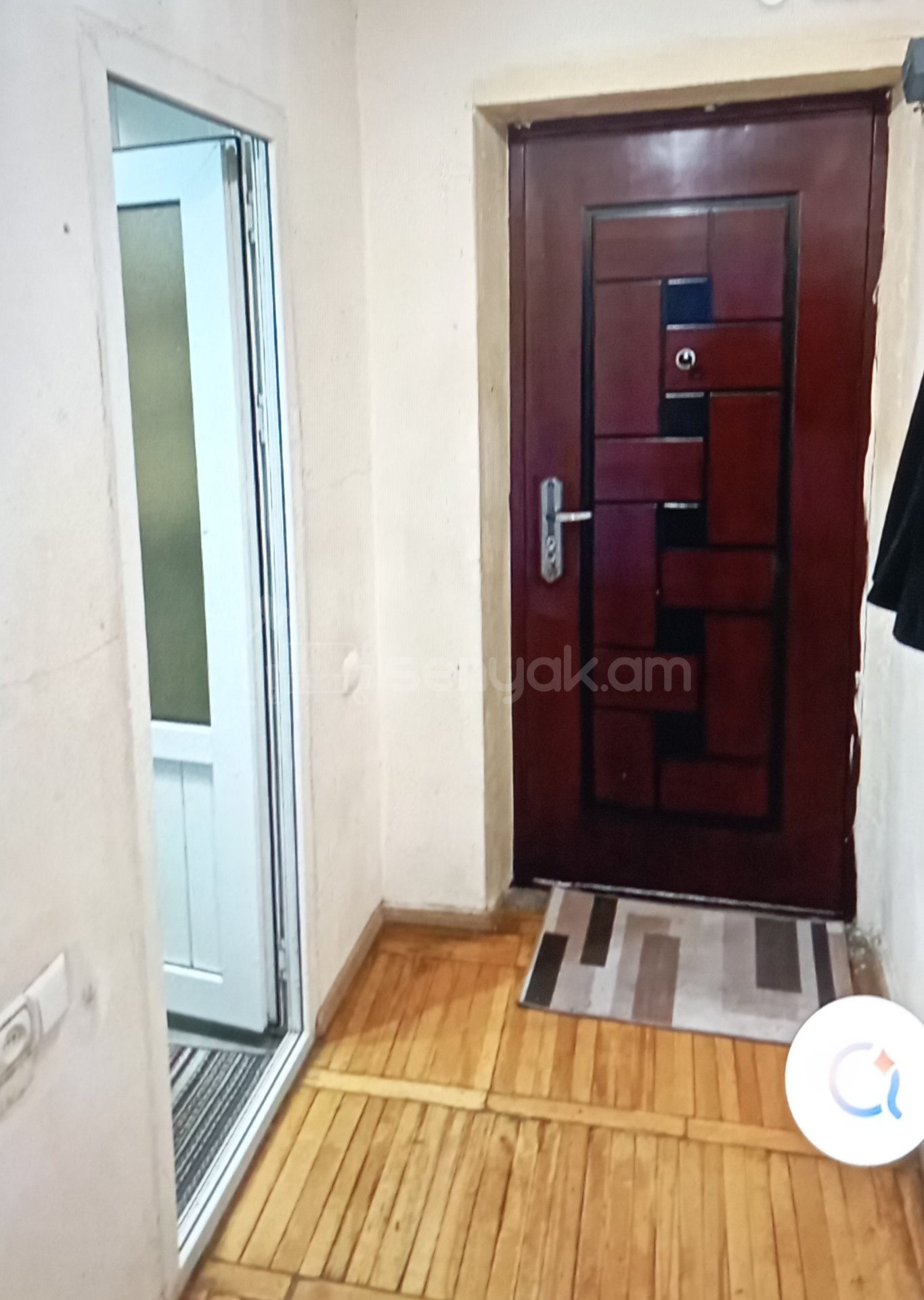 3 Սենյականոց Բնակարան, 55քմ, 8/9 հարկ, Պետական Վիճակում