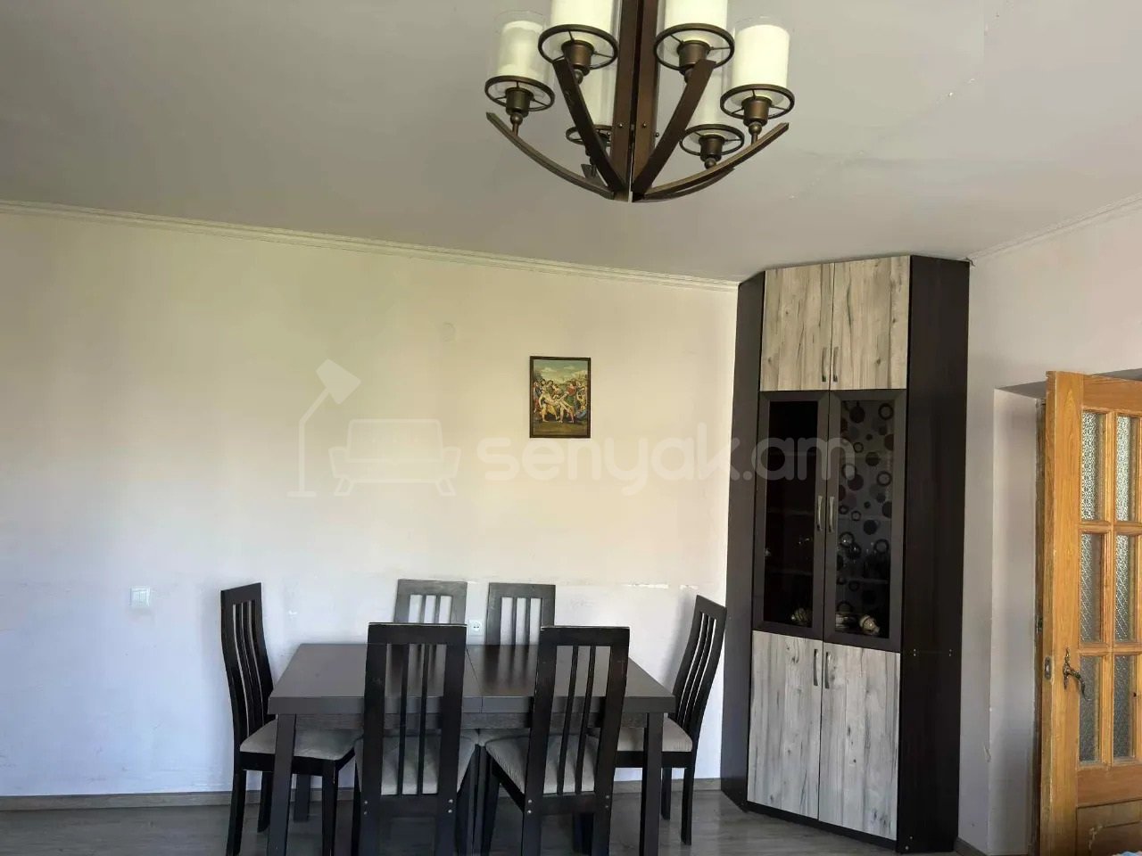 2 Սենյականոց Բնակարան Քարե Շենքում, 50քմ, 3/5 հարկ, Կապիտալ Վերանորոգված