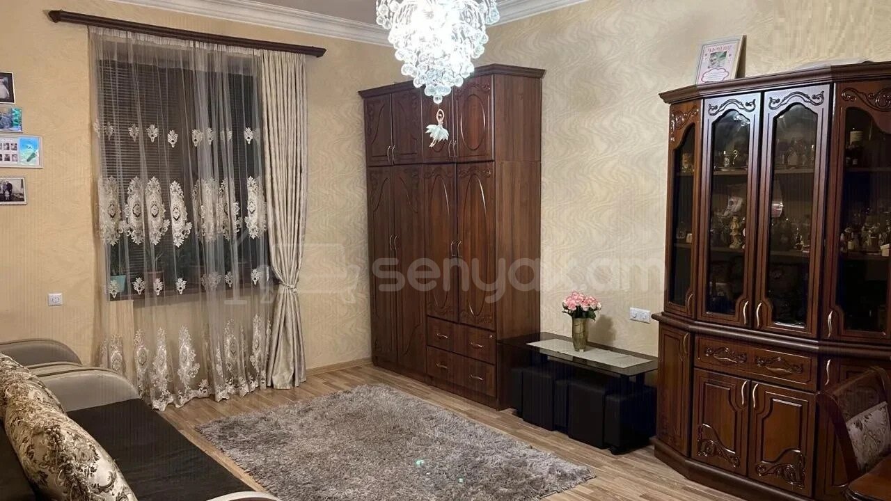 1 Սենյականոց Բնակարան Քարե Շենքում, 36քմ, 1/4 հարկ, Կապիտալ Վերանորոգված