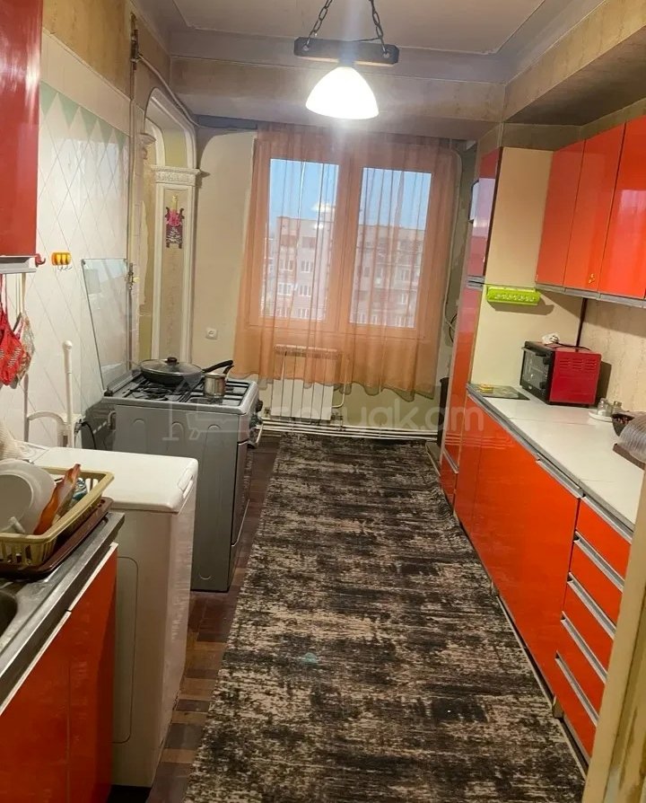 3 Սենյականոց Բնակարան, 85քմ, 9/14 հարկ, Նորմալ Վիճակում