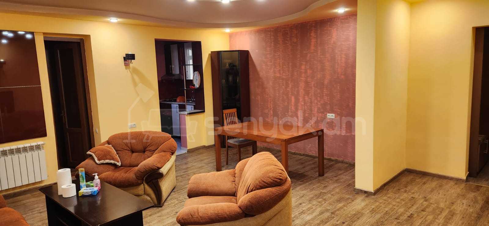 3 Սենյականոց Բնակարան, 73քմ, 2/9 հարկ, Կապիտալ Վերանորոգված, Կահավորված