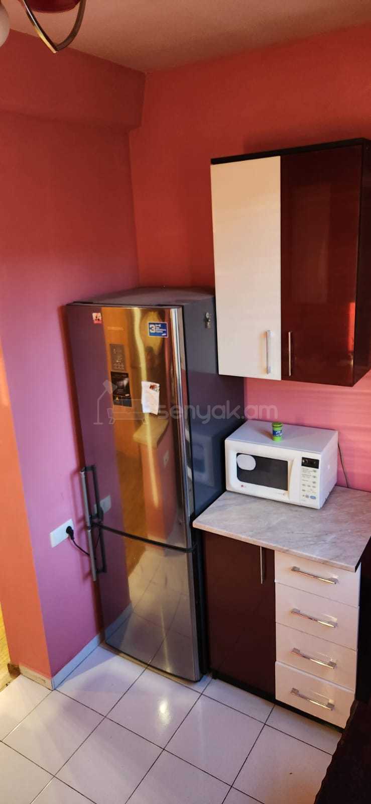 3 Սենյականոց Բնակարան, 73քմ, 2/9 հարկ, Կապիտալ Վերանորոգված, Կահավորված