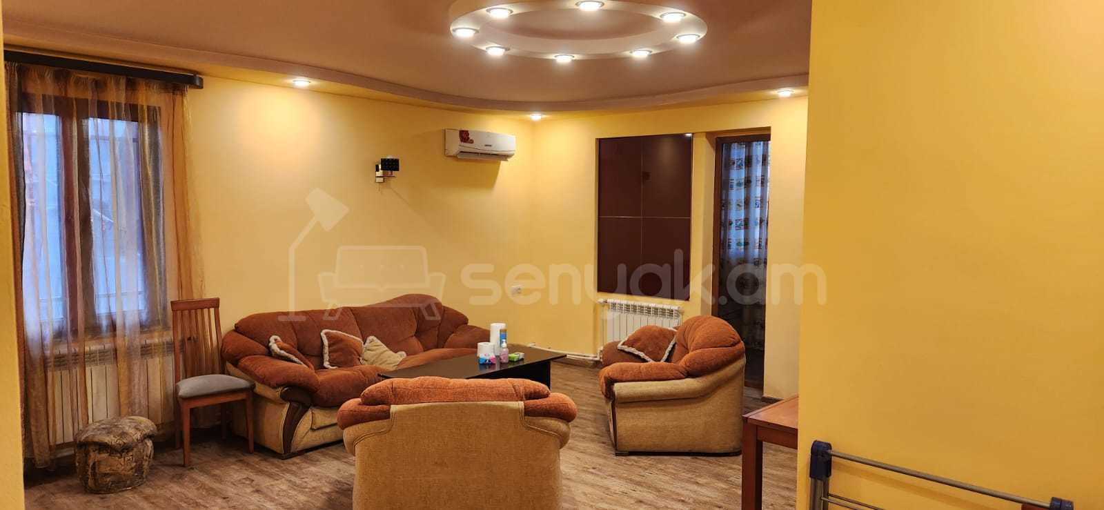 3 Սենյականոց Բնակարան, 73քմ, 2/9 հարկ, Կապիտալ Վերանորոգված