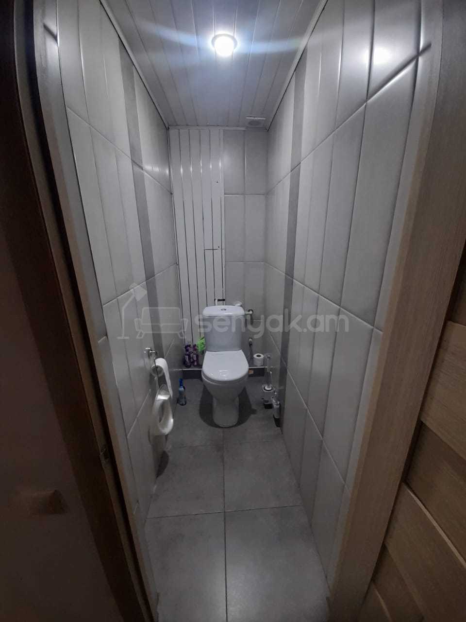 3 Սենյականոց Բնակարան, 70քմ, 5/16 հարկ, Նորմալ Վիճակում