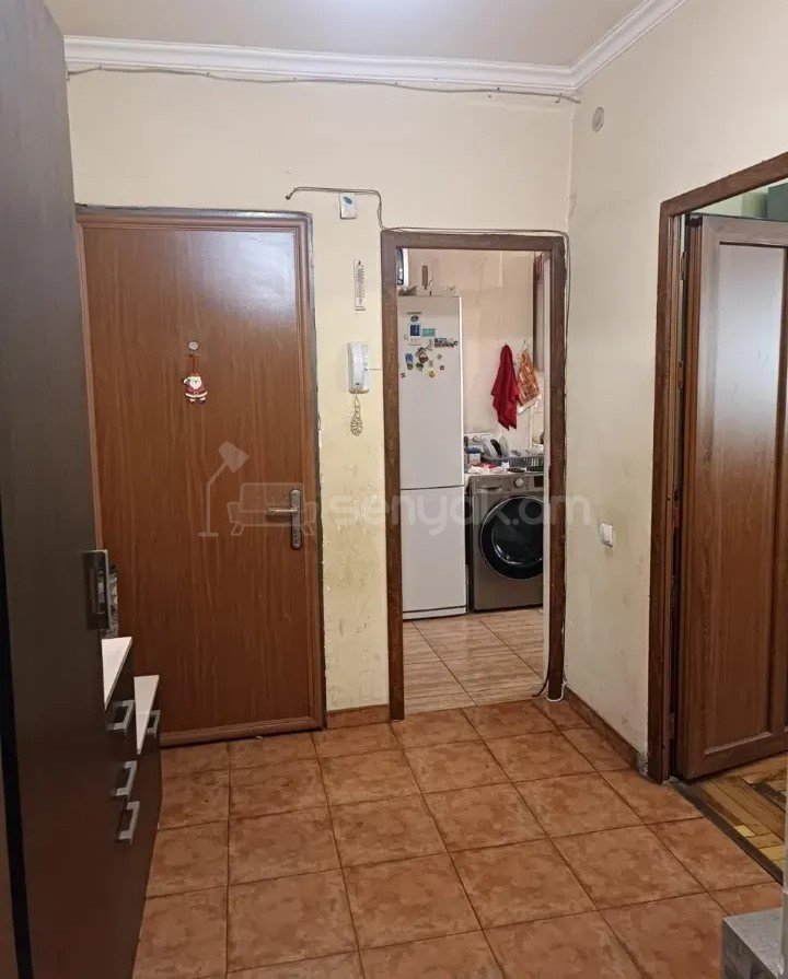 3 Սենյականոց Բնակարան, 74քմ, 1/9 հարկ, Կապիտալ Վերանորոգված