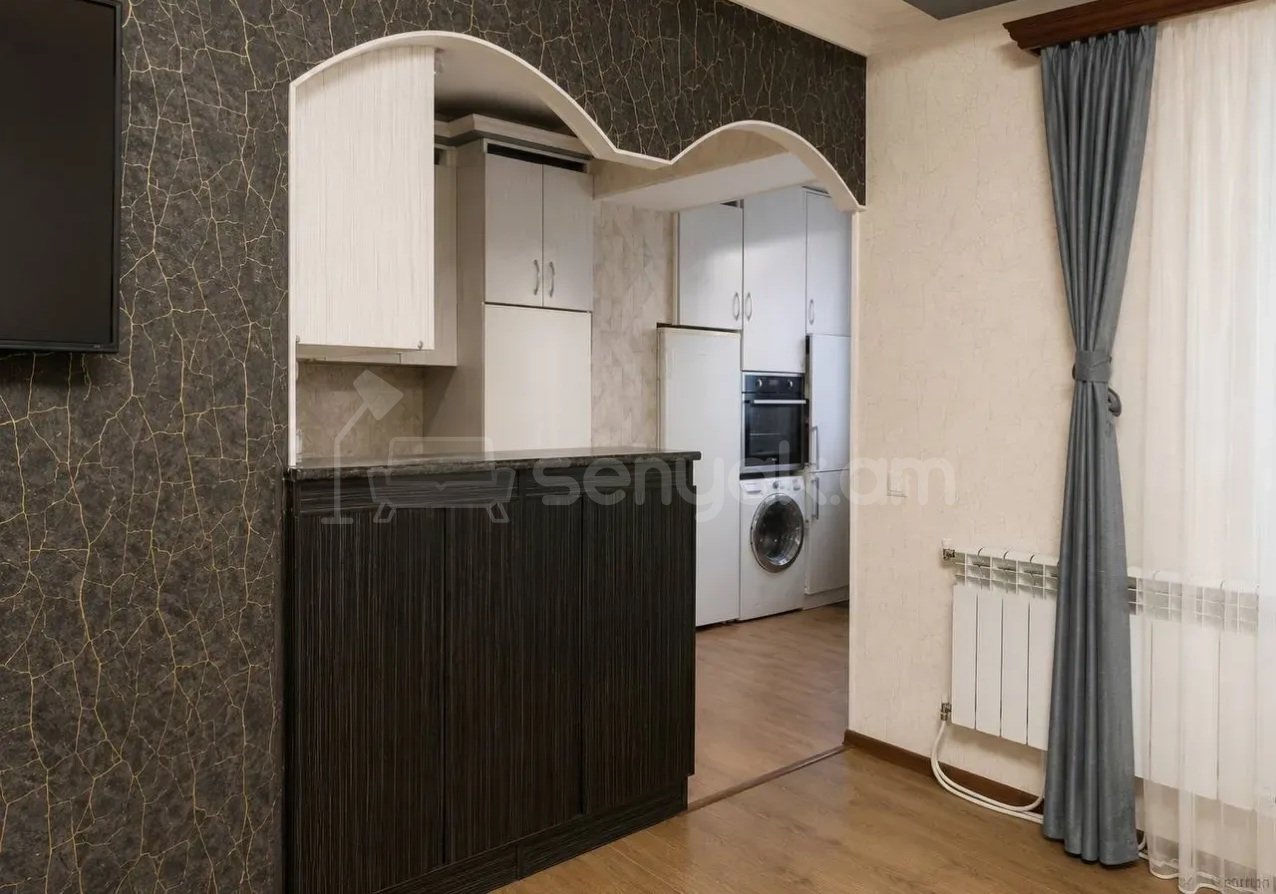 3 Սենյականոց Բնակարան Քարե Շենքում, 60քմ, 1/5 հարկ, Կապիտալ Վերանորոգված, Կահավորված