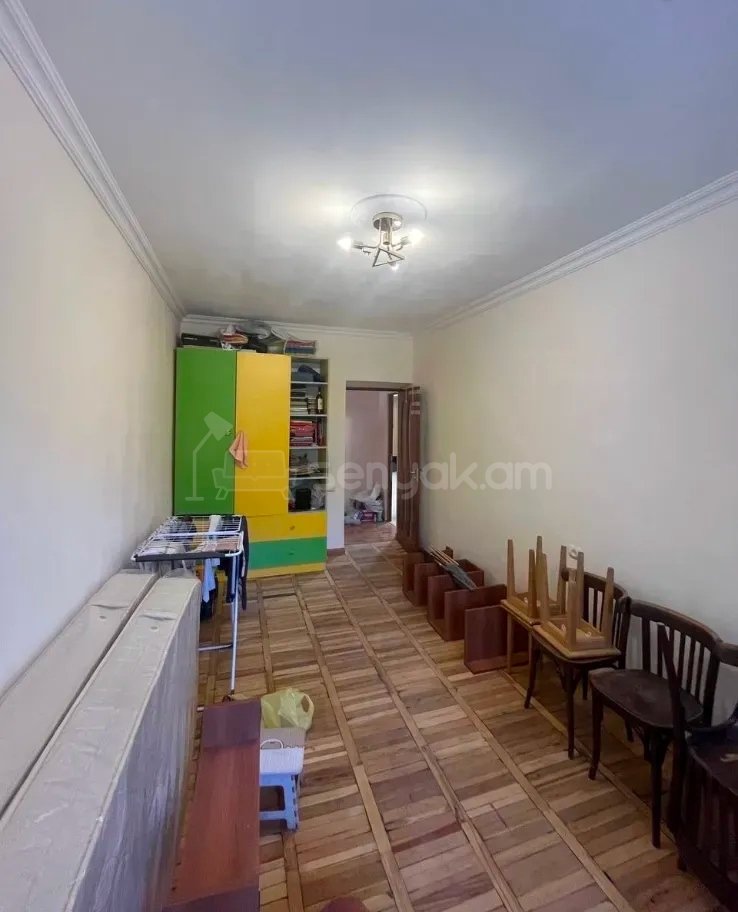 2 Սենյականոց Բնակարան Քարե Շենքում, 54քմ, 1/5 հարկ, Նորմալ Վիճակում