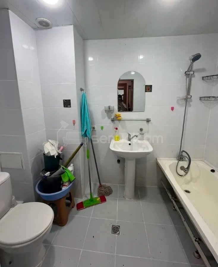 2 Սենյականոց Բնակարան Քարե Շենքում, 54քմ, 1/5 հարկ, Նորմալ Վիճակում