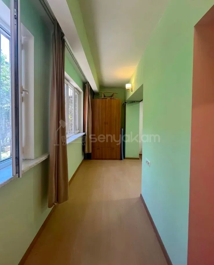 2 Սենյականոց Բնակարան Քարե Շենքում, 54քմ, 1/5 հարկ, Կապիտալ Վերանորոգված