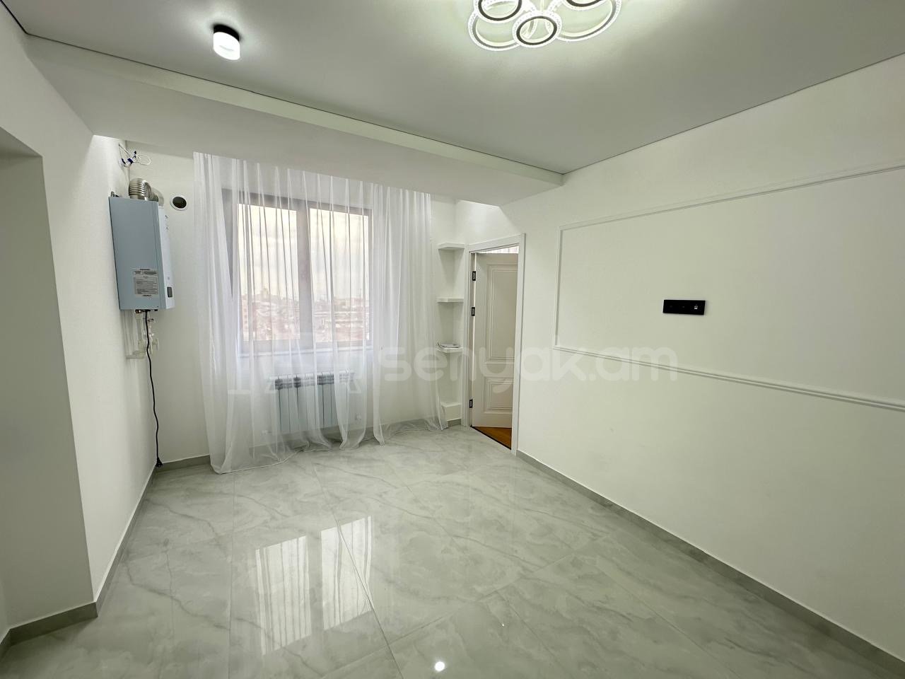 2 Սենյականոց Բնակարան, 36քմ, 12/13 հարկ, Կապիտալ Վերանորոգված