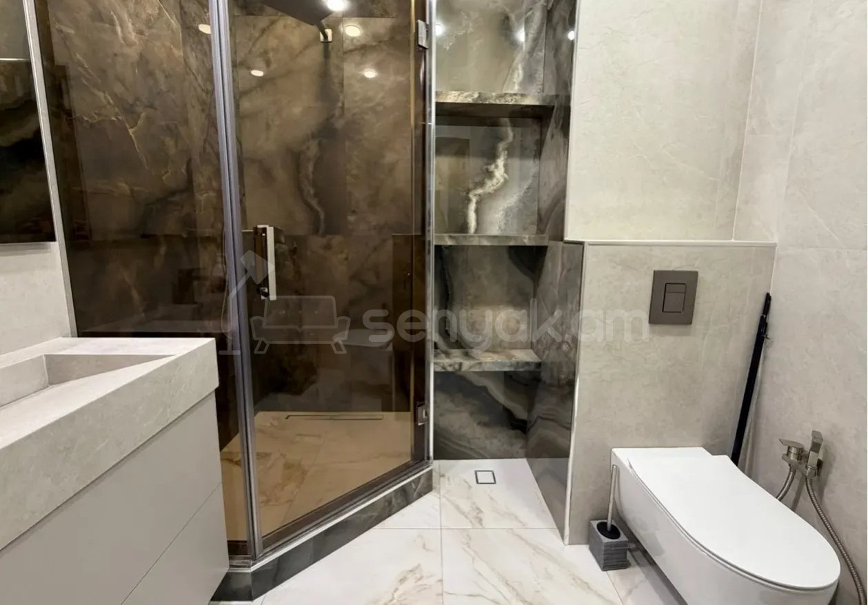 4 Սենյականոց Բնակարան, 130քմ, 17/20 հարկ, Դիզայներական Վերանորոգված