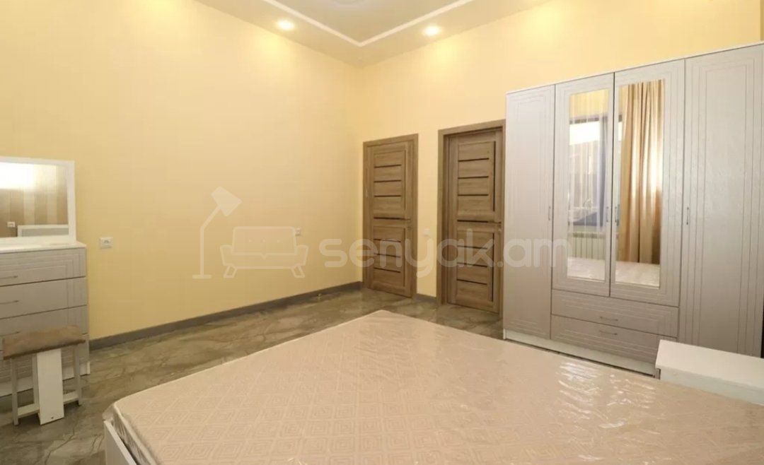 8 Սենյականոց Սեփական Տուն, 200քմ, Կապիտալ Վերանորոգված