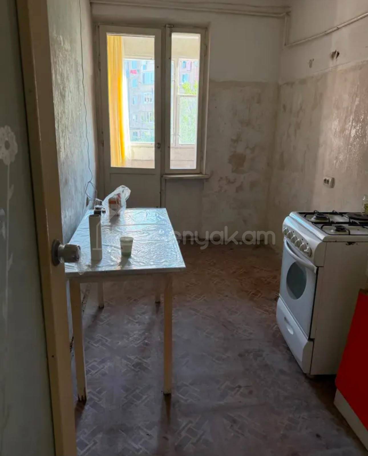 2 Սենյականոց Բնակարան, 67քմ, 3/9 հարկ, Պետական Վիճակում